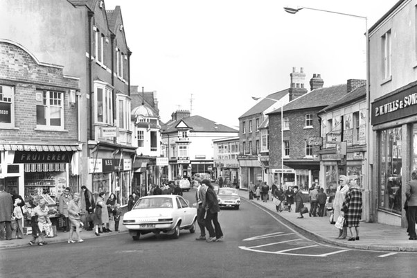 Rushden High Street in the 70s